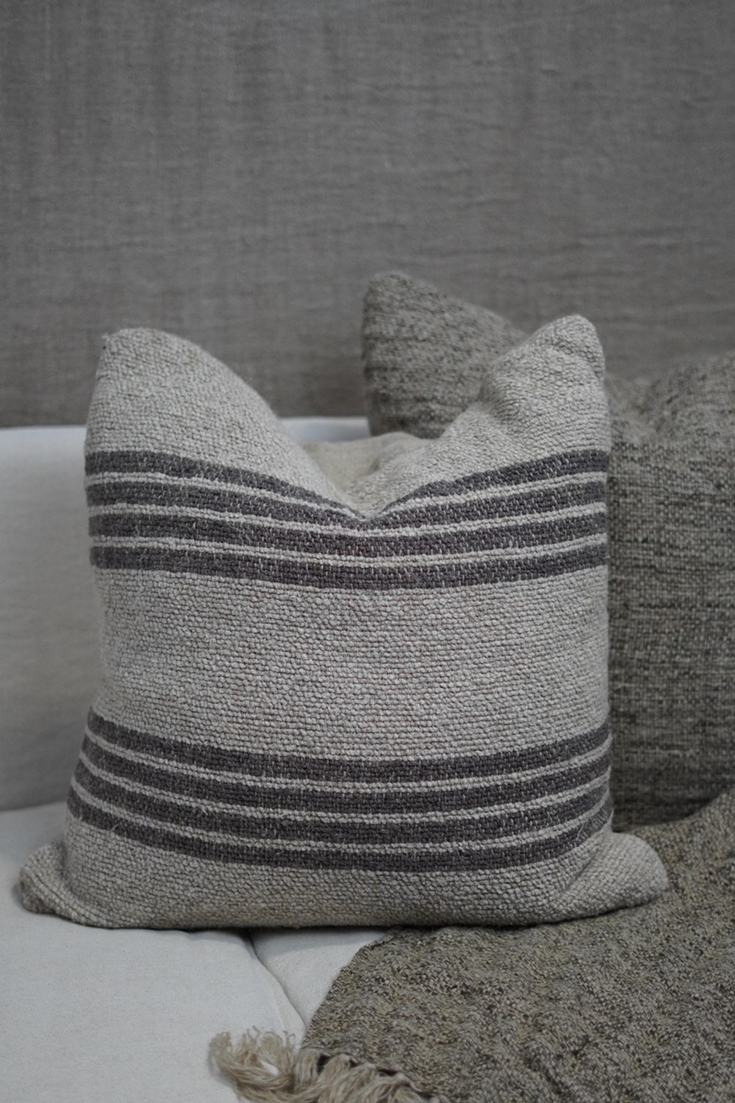 Jacob Linen Cushion