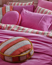 Load image into Gallery viewer, Pink Ambition Velvet Pea Cushion
