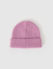 Load image into Gallery viewer, Wool Beanie - Sweet Pea
