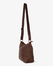 Load image into Gallery viewer, Sahaja Slouchy Leather Bag - Dark Cognac
