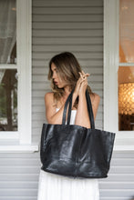 Load image into Gallery viewer, Akasha Leather Tote - Black
